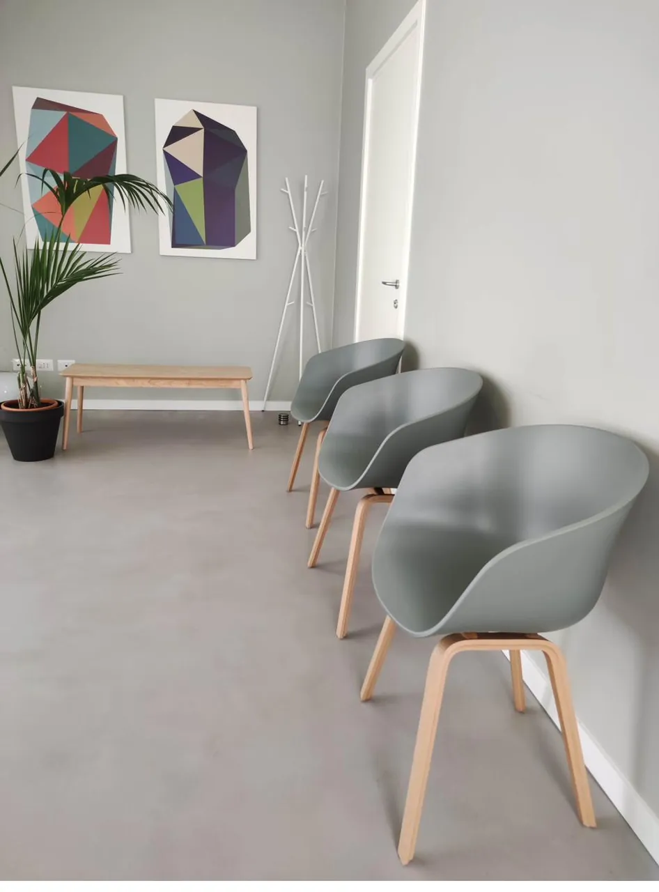 Sala d'attesa dello studio a Bonate Sopra.